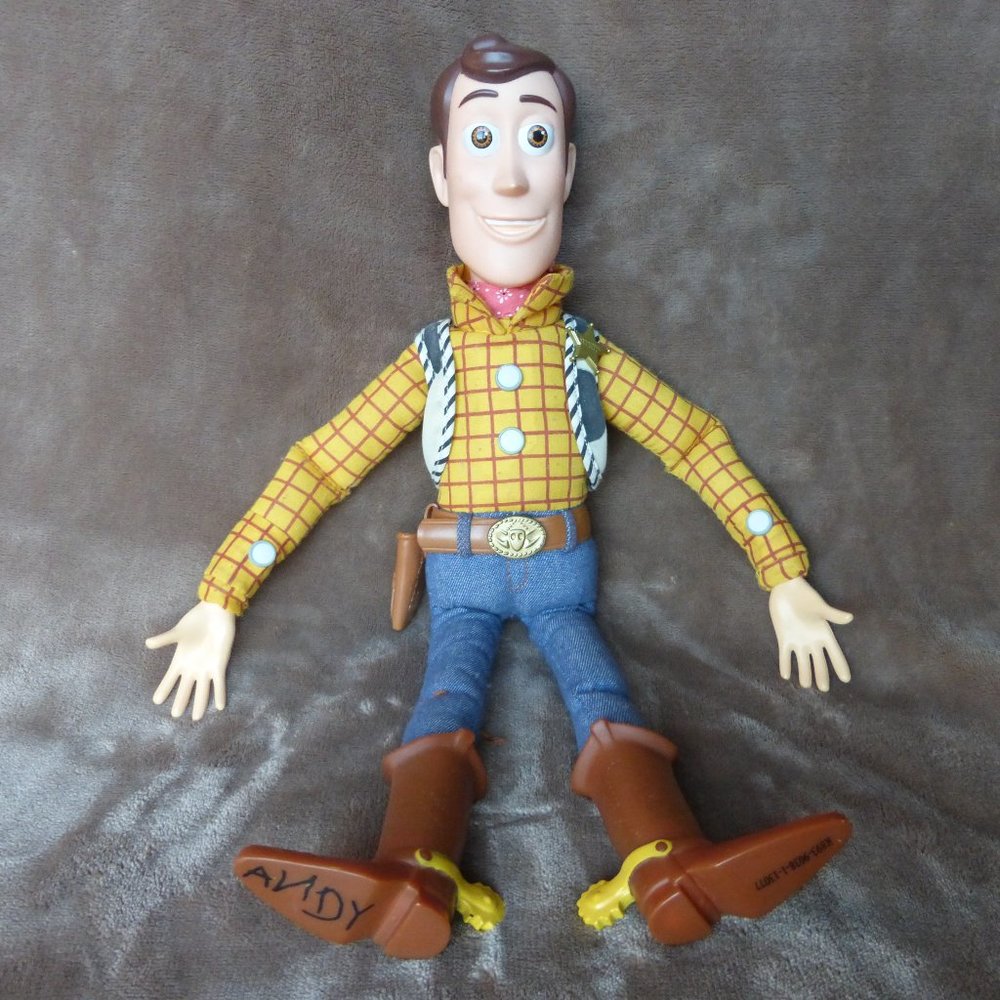 Toy Story Talking Sheriff Woody 16" Disney